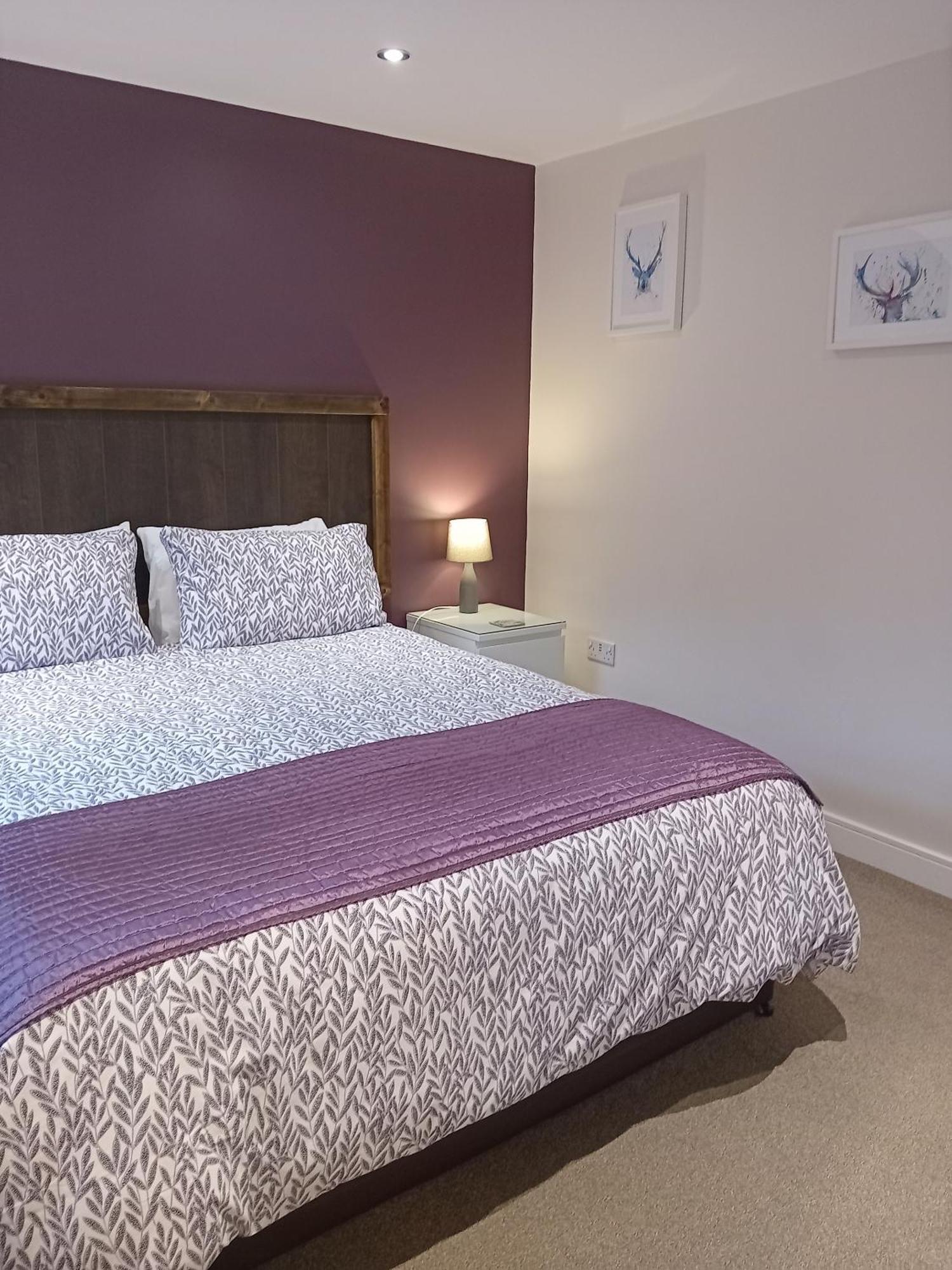 Middle House Bed & Breakfast Coventry Bagian luar foto