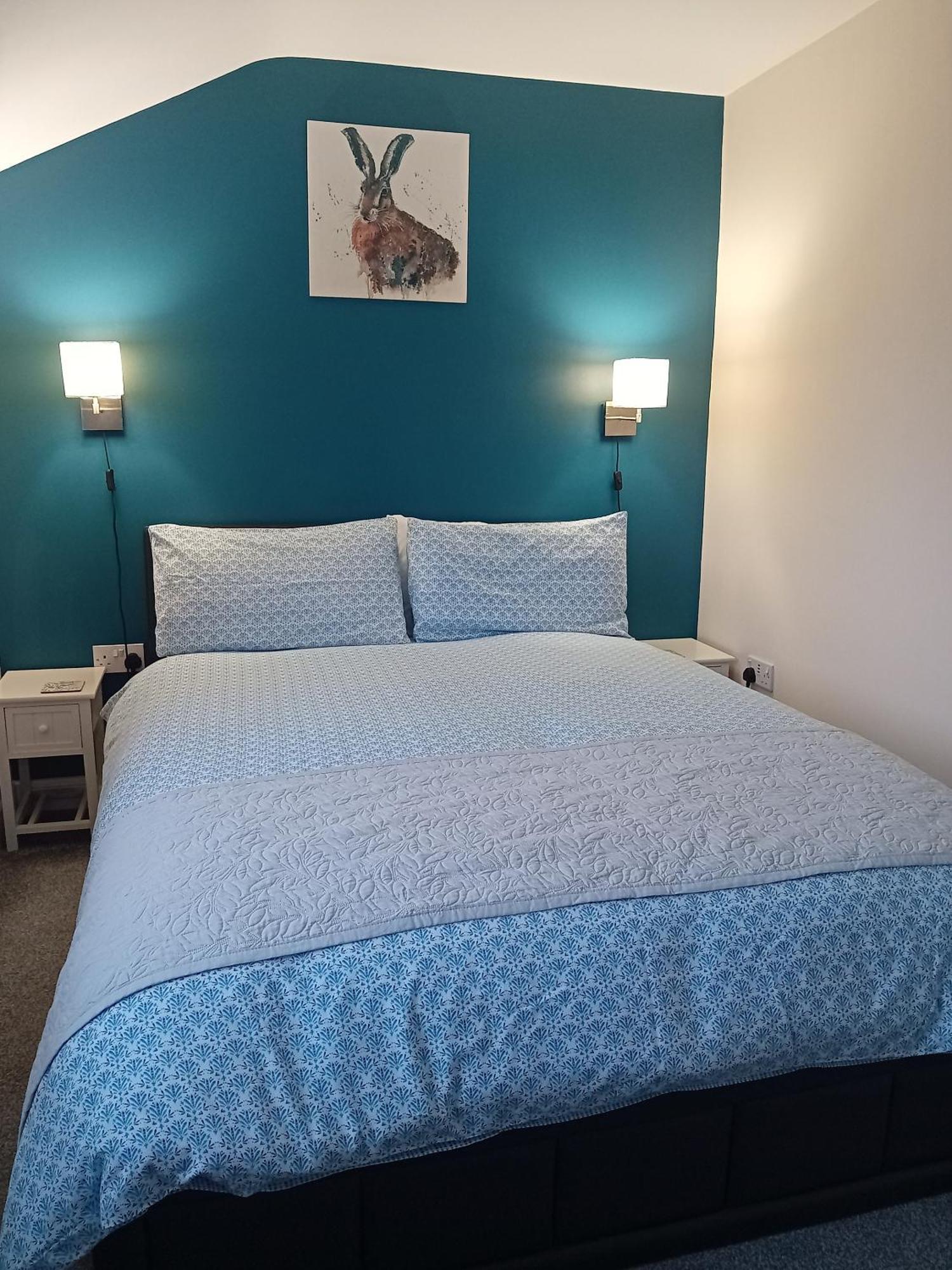 Middle House Bed & Breakfast Coventry Bagian luar foto